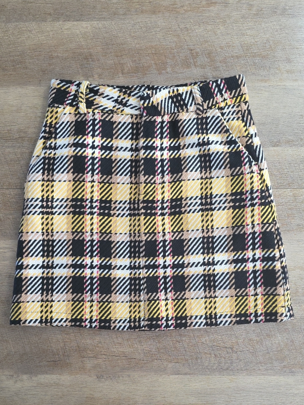 Lumina Fashion Italy- Plaid Mini Skirt. Size S